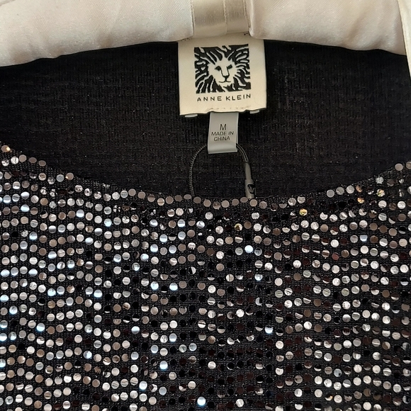 NWT Anne Klein Black Sequin Women's Top Bell Sleeve SZ M - Picture 10 of 14